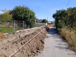 Comuna fără apă,gaze, canalizare şi asfalt . Cornesti Dambovita! 3 539356217 122167911524579081 5628322461410926337 n
